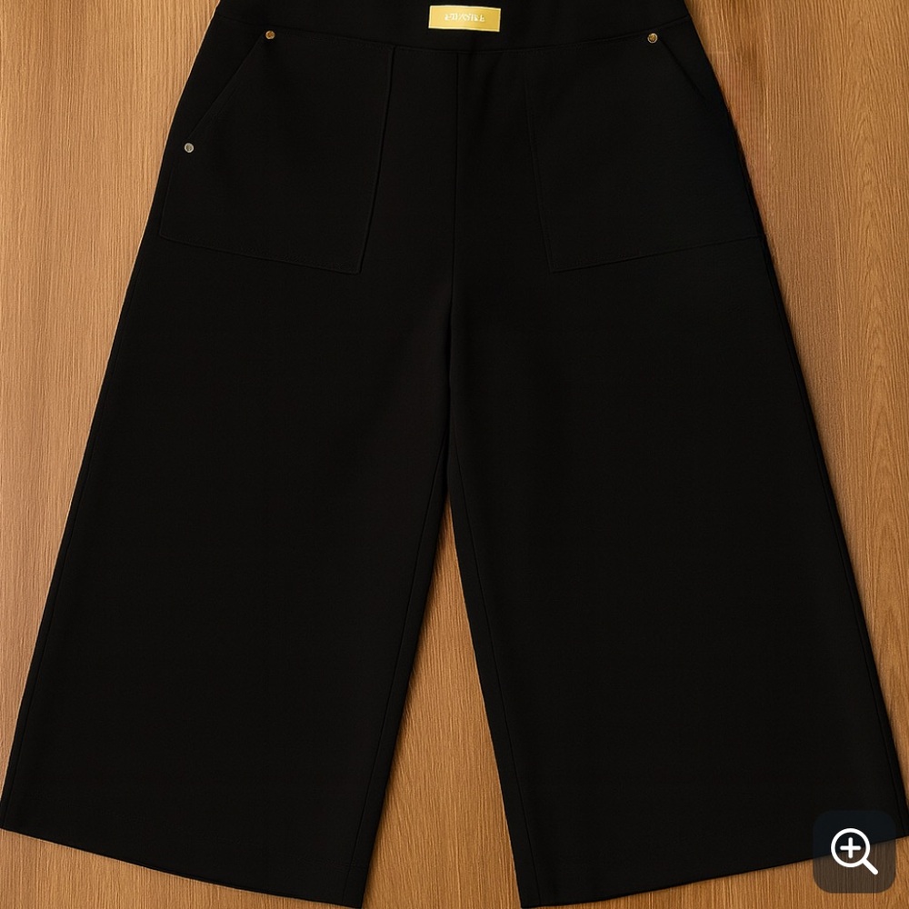 NWT Michael Kors Black Cropped wide legged pants plus size 1x